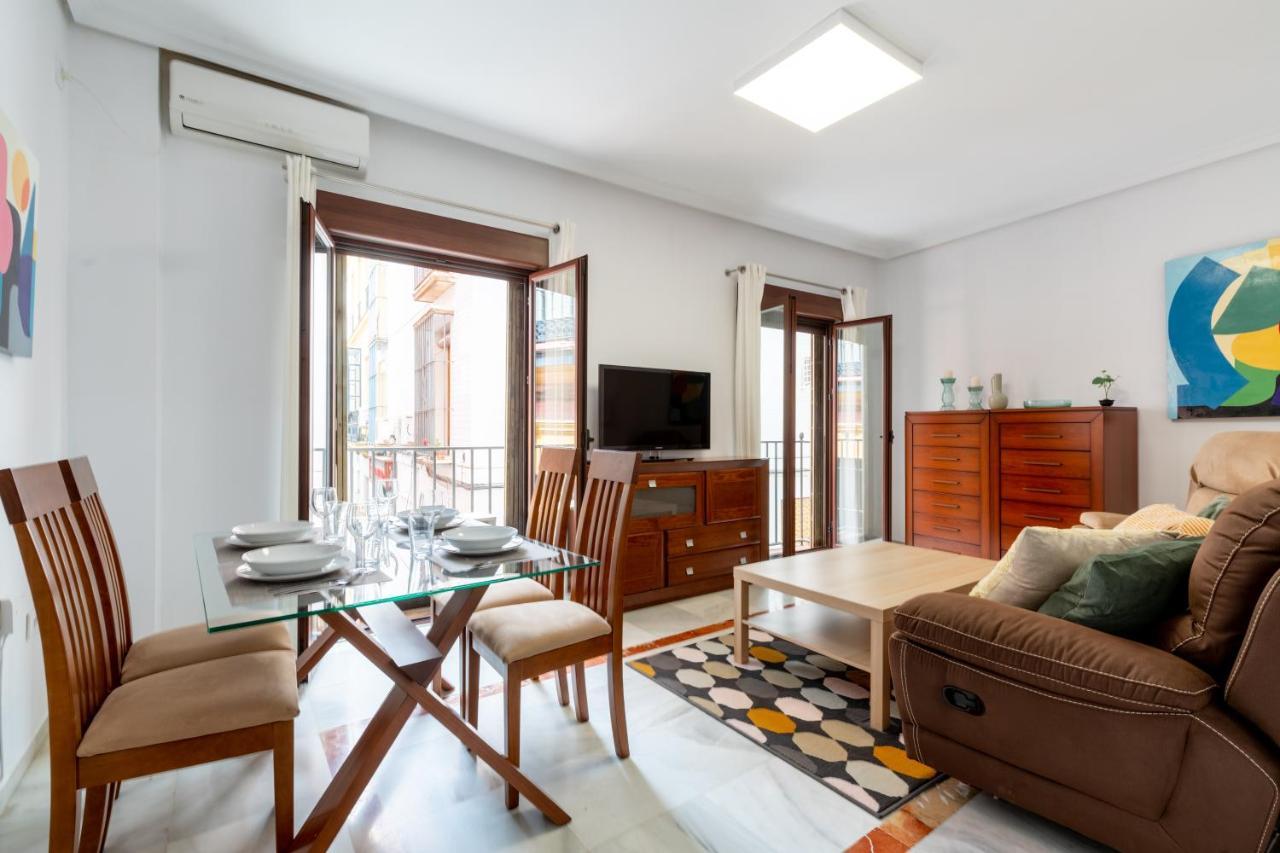 Holi-Rent Cuna Sevilla Exteriör bild