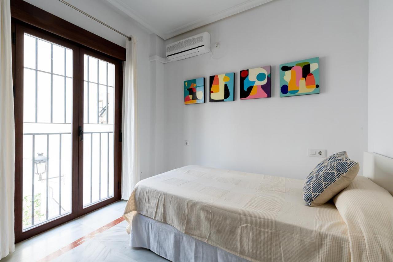 Holi-Rent Cuna Sevilla Exteriör bild
